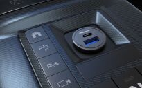Pioneer SDA-CG210CA szybka ładowarka z dwoma portami USB typu C® i USB typu A - 2